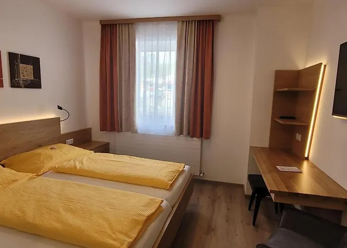 Pensionat Schauer 3*