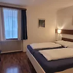 Schauer 3* Waldhausen im Strudengau