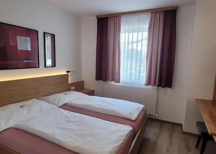 Schauer 3* Waldhausen im Strudengau